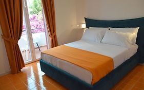 Andrea Room&Breakfast